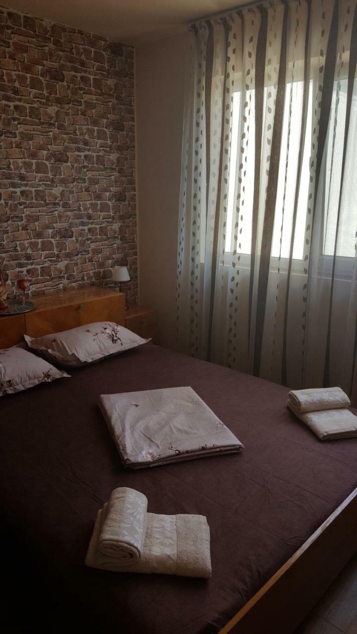 Apartament Victory Apartment Orsova Luaran gambar